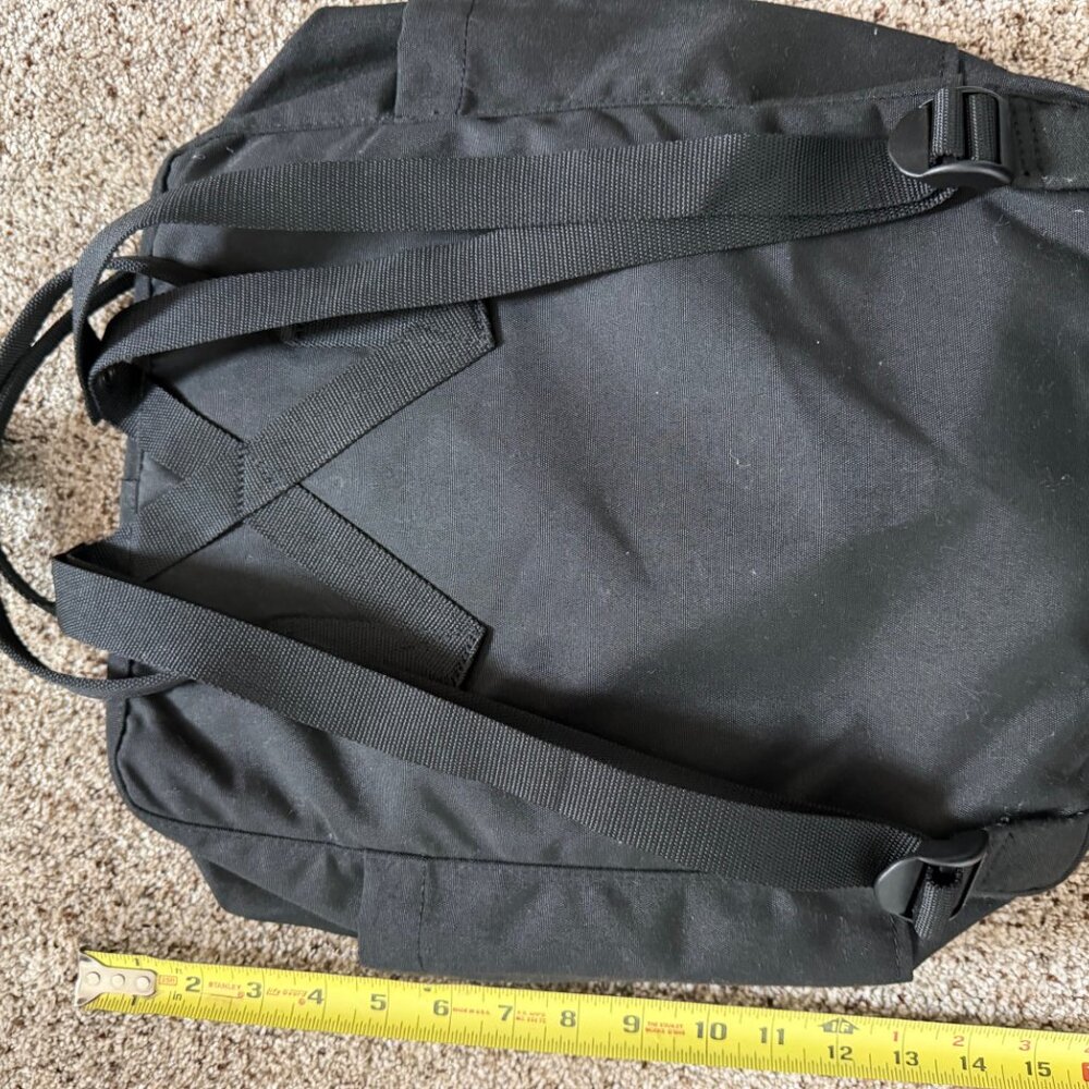 Fjallraven Re-Kanken Black - Excellent Condition - Picture 5 of 6